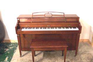 Baldwin Spinet